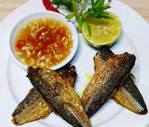 2 Cách rán Cá chỉ vàng giòn thơm, không bị dính chảo