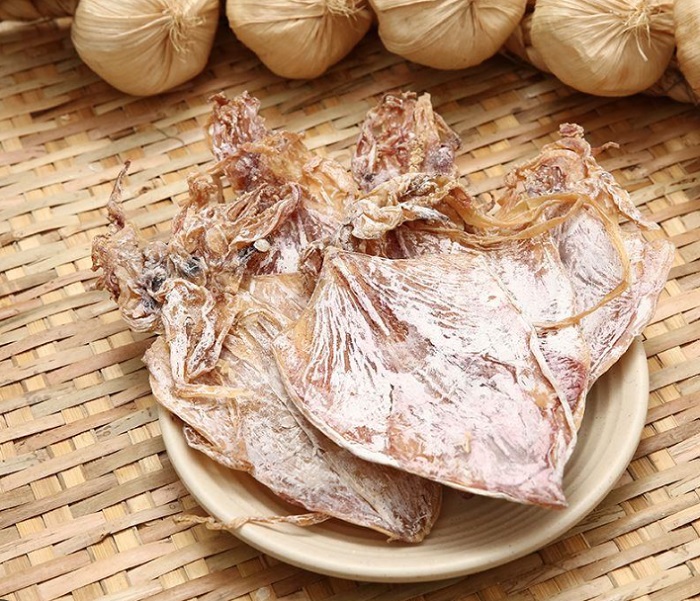 1kg mực khô được bao nhiêu con?